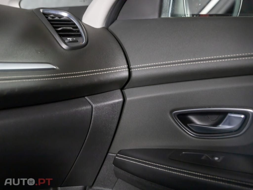 Renault Grand Scénic ENERGY dCi 160 EDC INITIALE PARIS