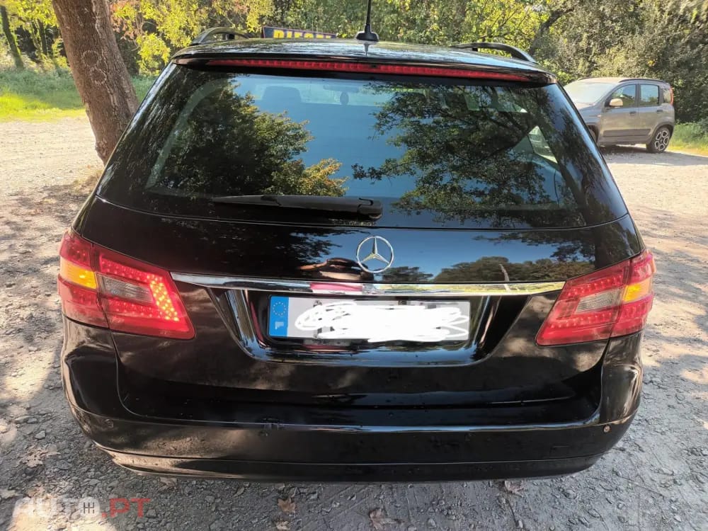 Mercedes-Benz E 200 BlueTEC Avantgarde Auto