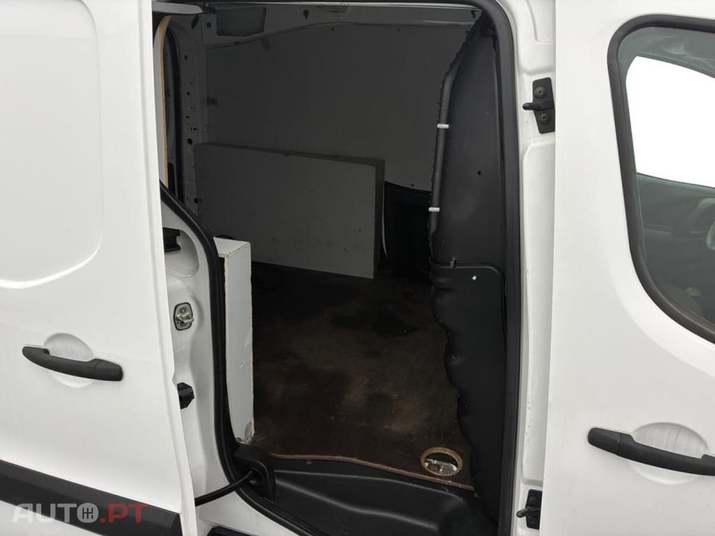 Peugeot E-Partner Standard