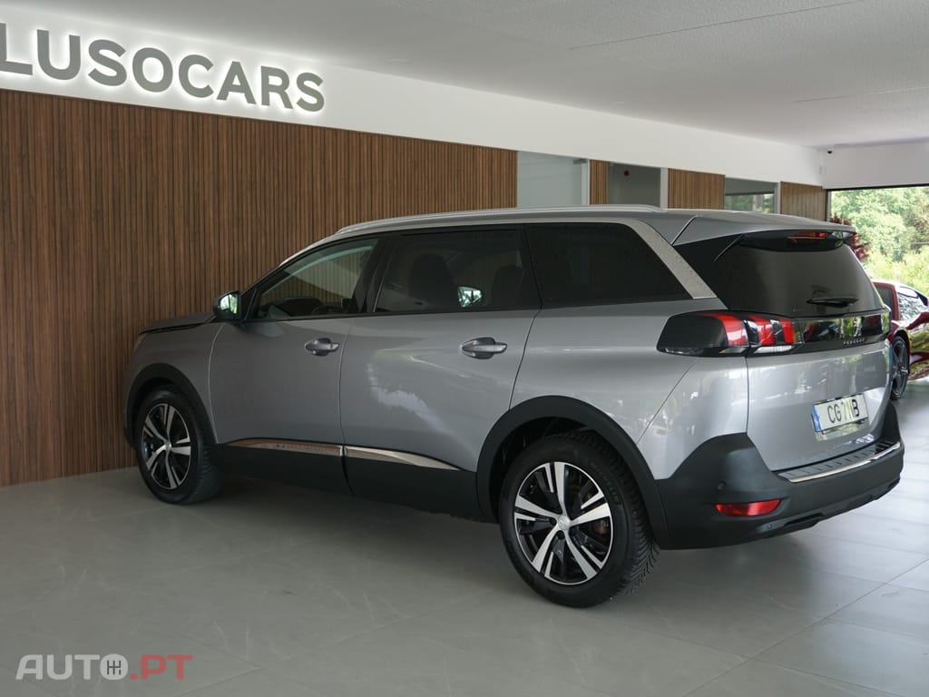 Peugeot 5008 1.2 PureTech Allure