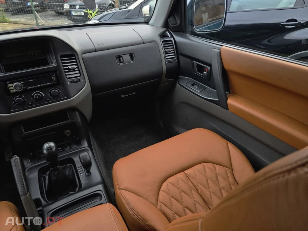 Mitsubishi Pajero 3.2 DI-D GLS