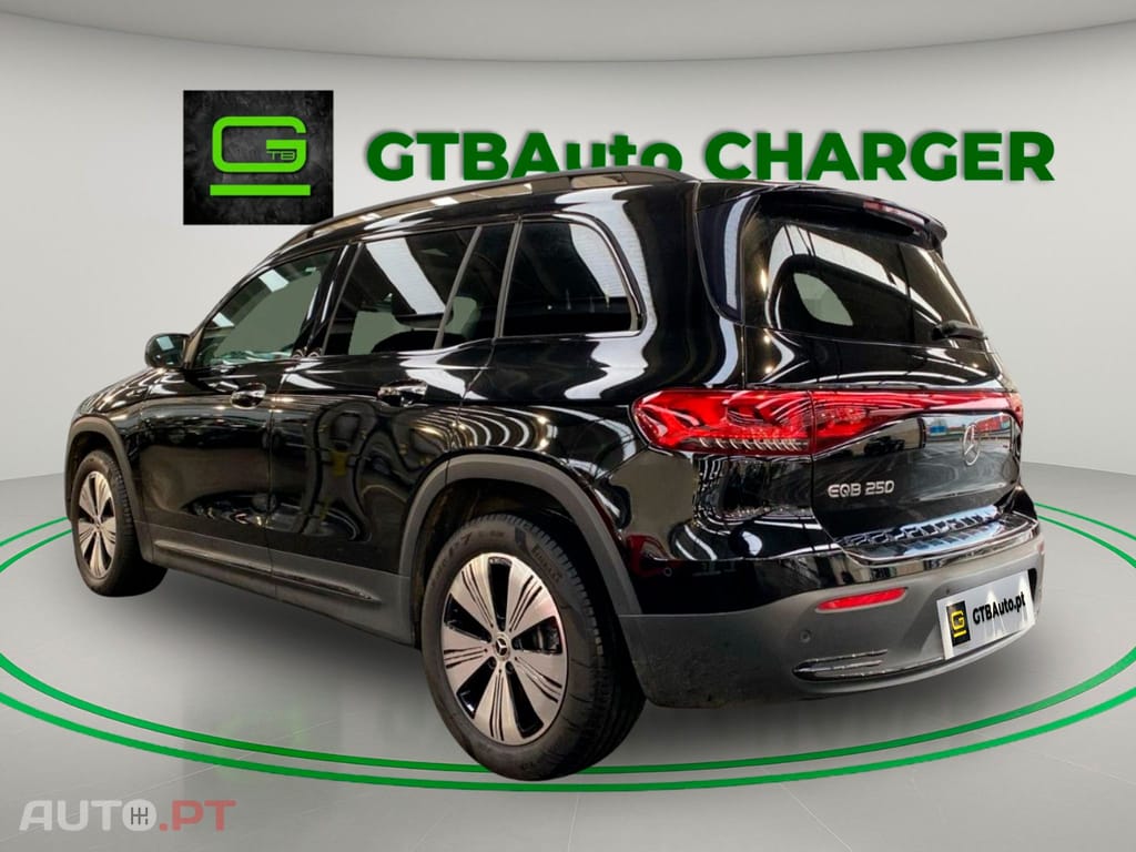 Mercedes-Benz EQB 250 96,8% I.V.A DEDUTIVEL 