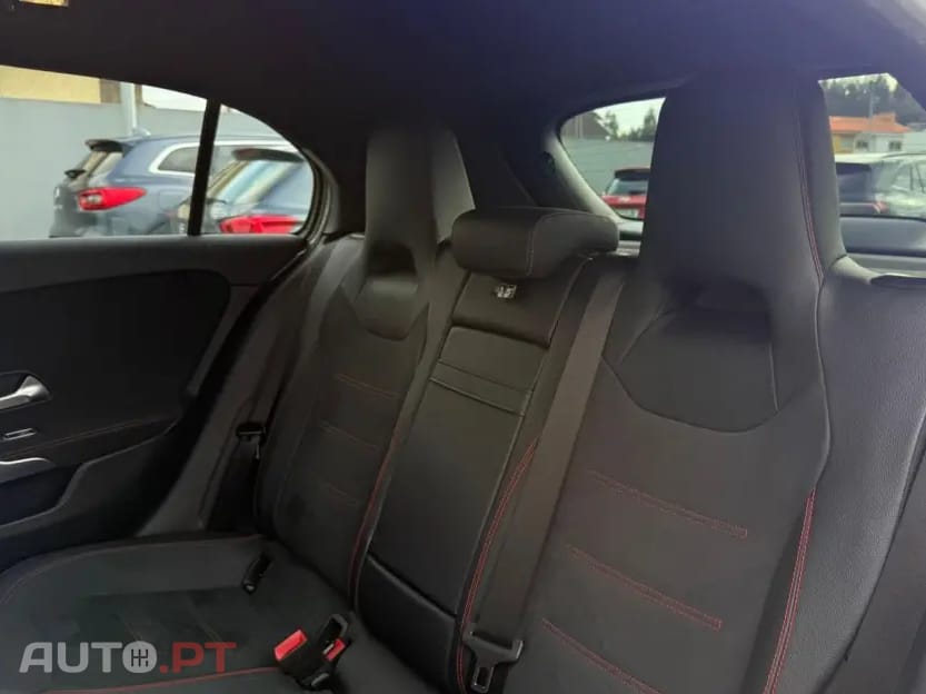 Mercedes-Benz A 250 e AMG Line