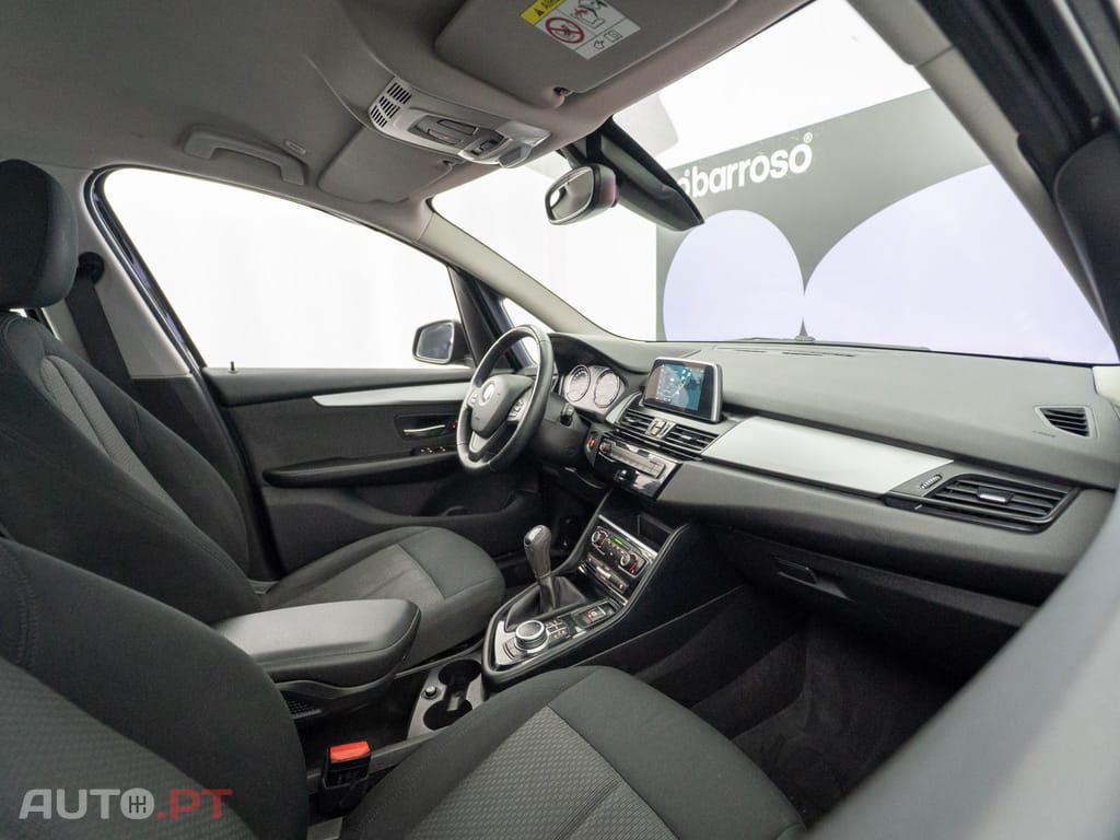BMW 216 d 7L Auto
