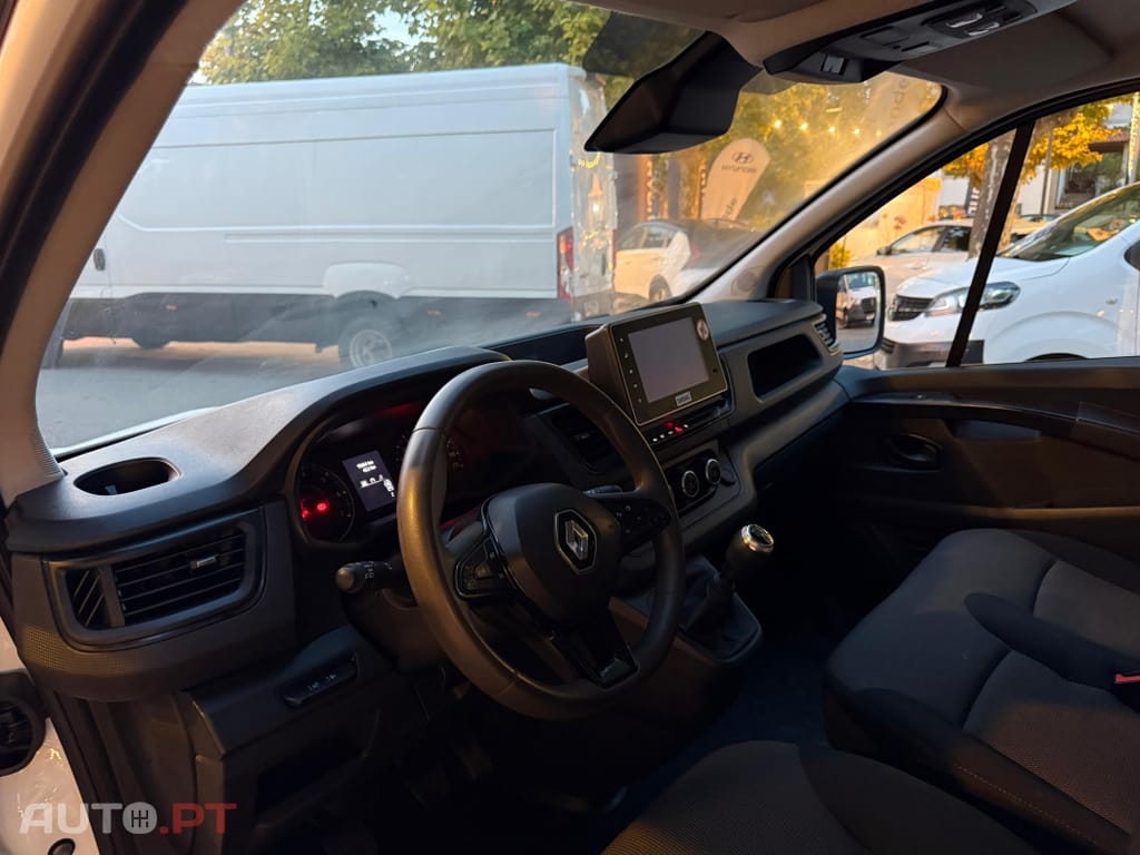 Renault Trafic 2.0 Blue dCi L1H1 Advance
