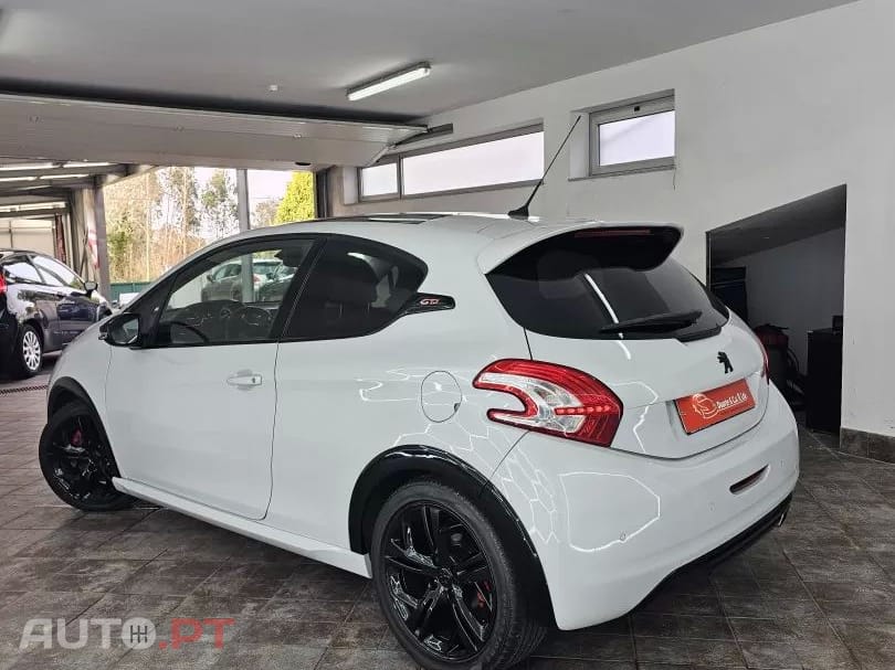 Peugeot 208 GTI 200 THP