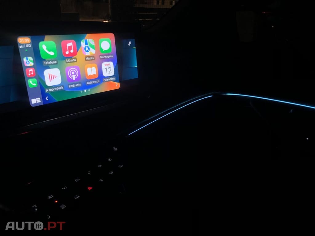 Peugeot E-2008 GT+