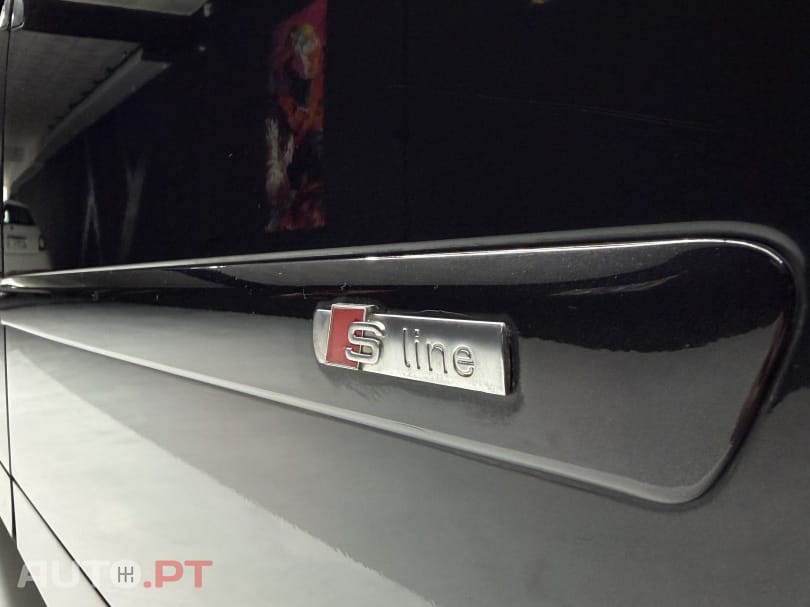 Audi A4 Avant 2.0 TDI S-line