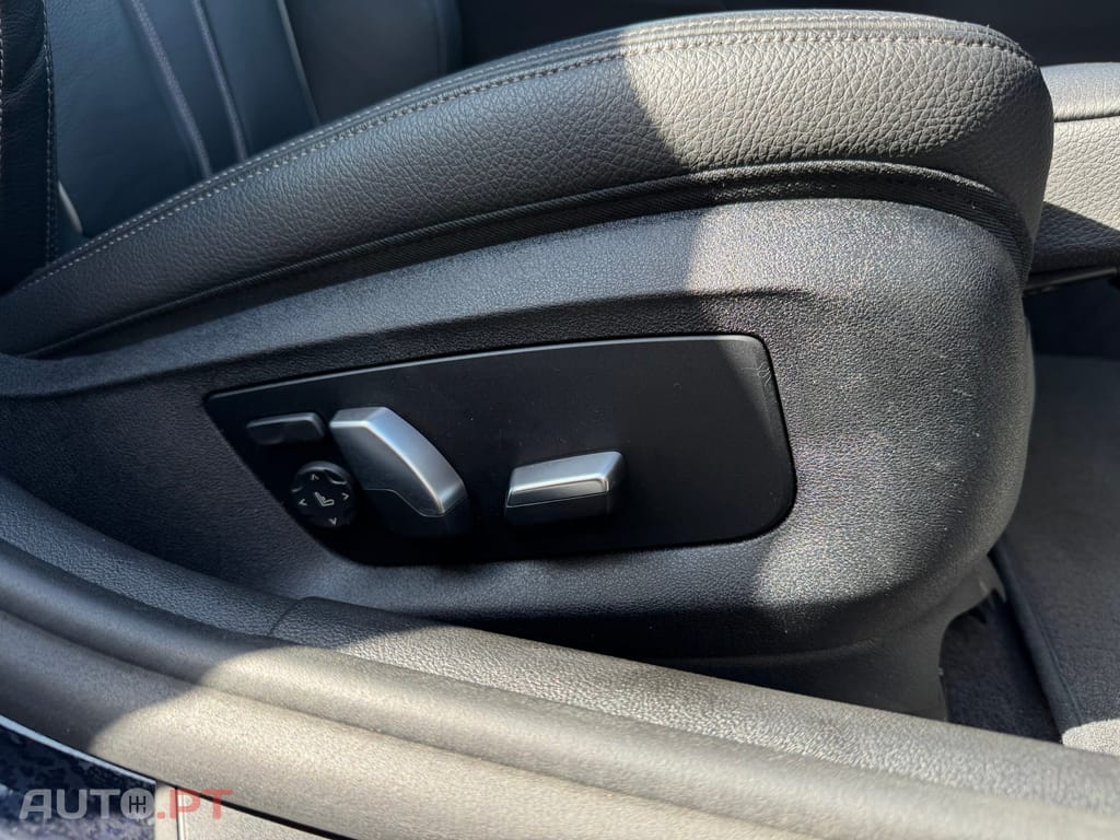BMW 530 e Pack Desportivo M