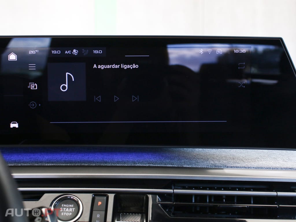 Peugeot 3008 1.2 Hybrid Allure e-DCS6