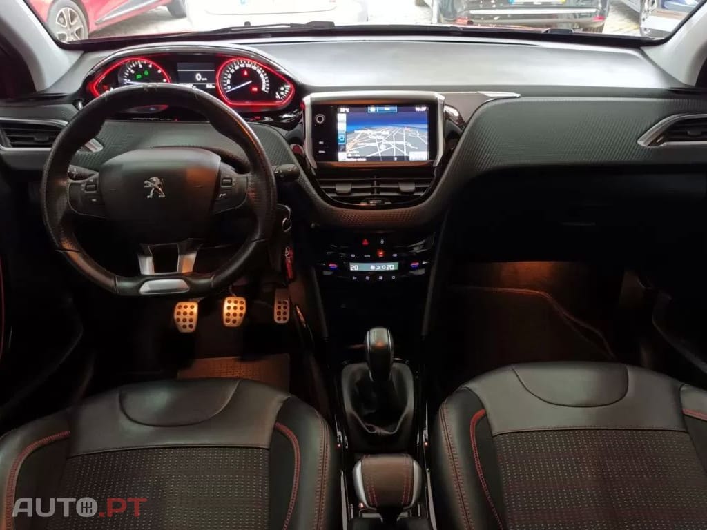 Peugeot 2008 1.2 PureTech GT Line