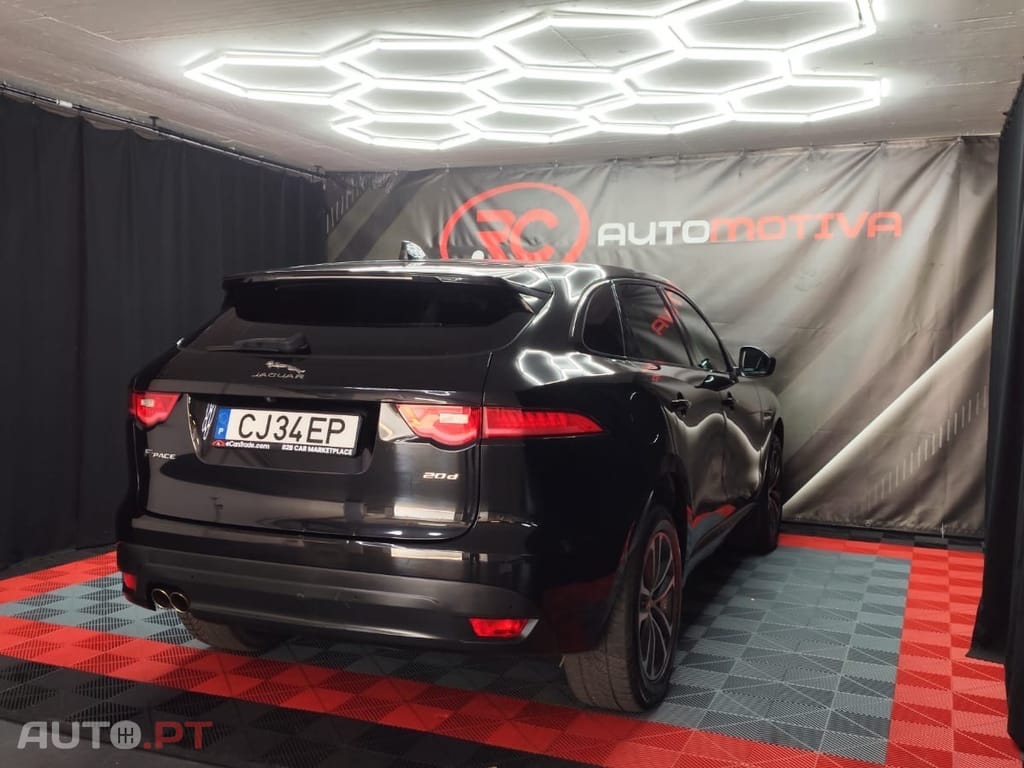 Jaguar F-Pace 2.0 i4D Portfolio AWD Aut.