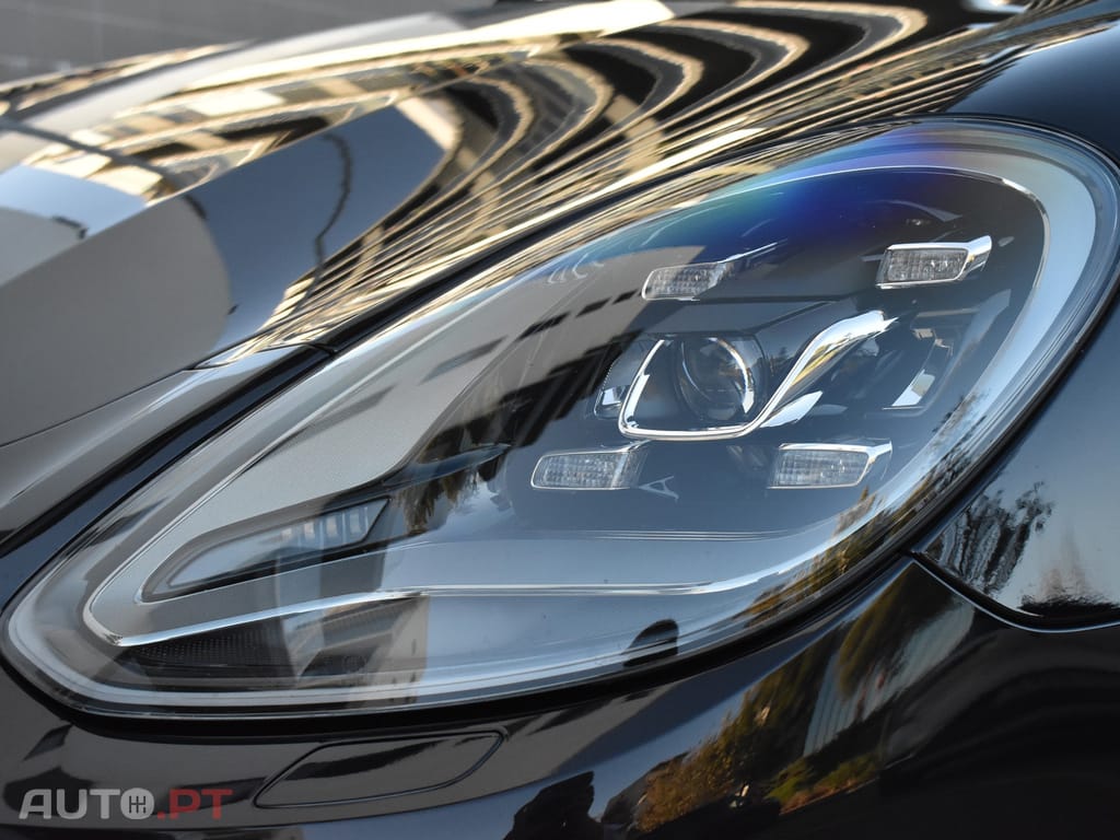 Porsche Panamera ST 4 E-Hybrid