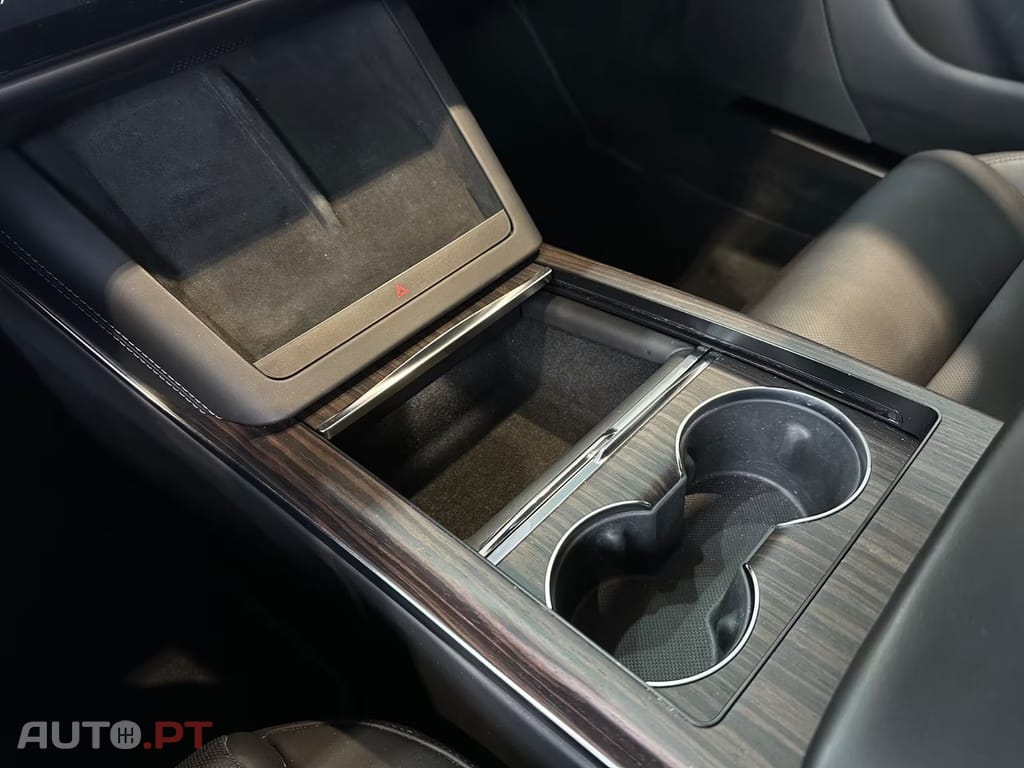 Tesla Model S Long Range I.V.A DEDUTIVEL