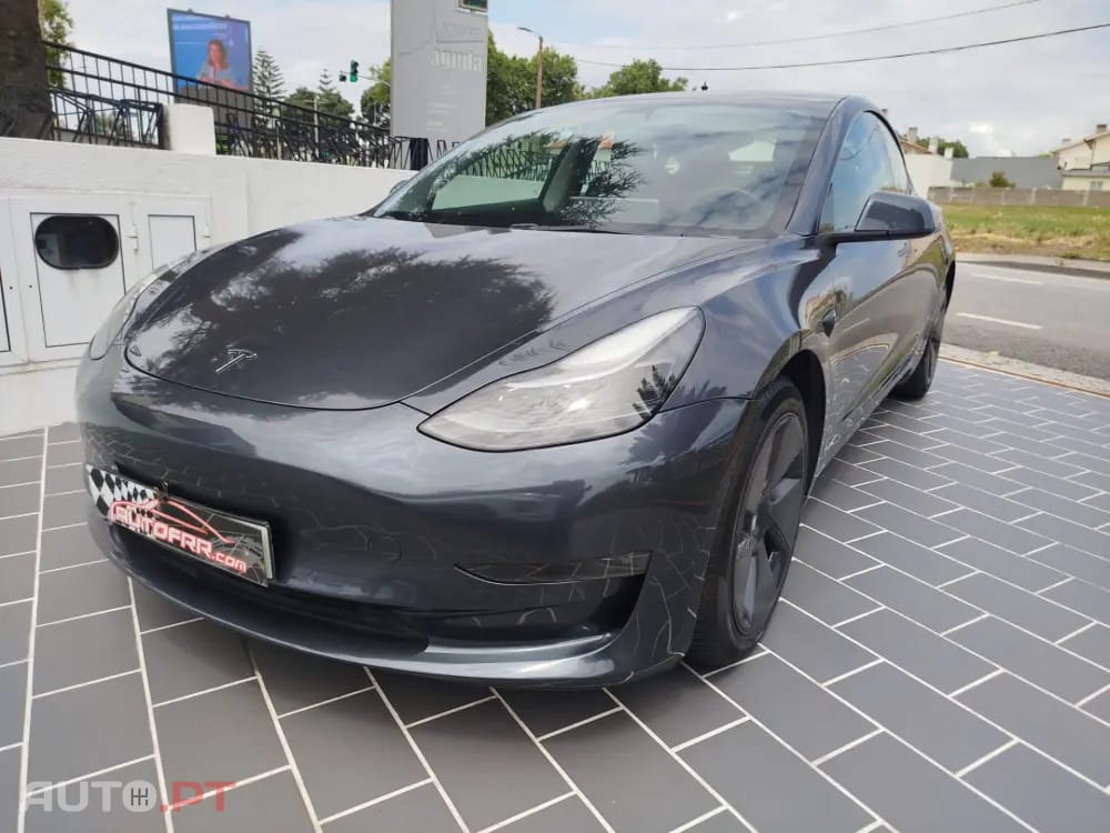 Tesla Model 3 Long-Range Dual Motor AWD