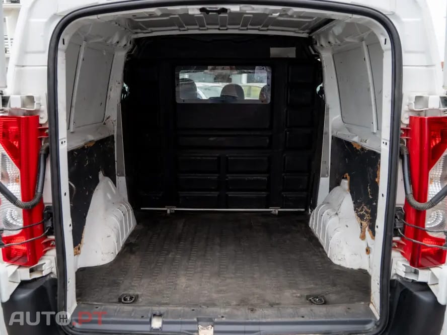 Citroen Jumpy 1.6 HDi L2H1 Semi-Vidrada