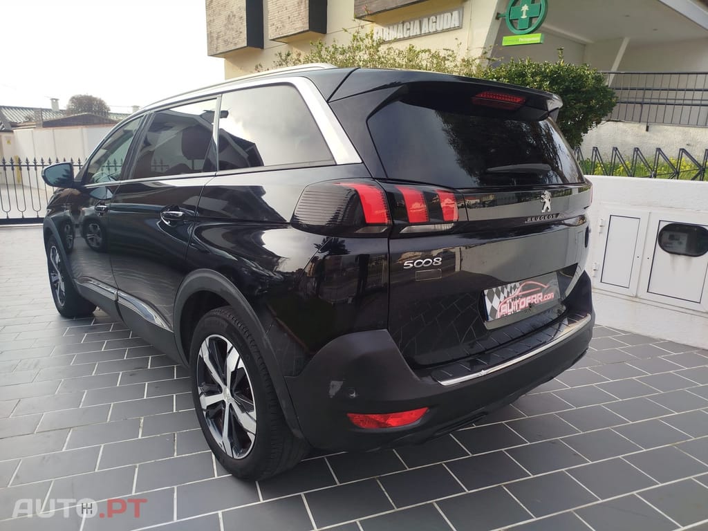 Peugeot 5008 1.2 PureTech Allure Grip Control