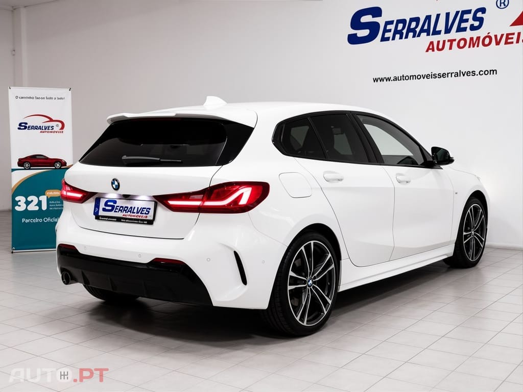 BMW 116 d Pack Desportivo M Auto