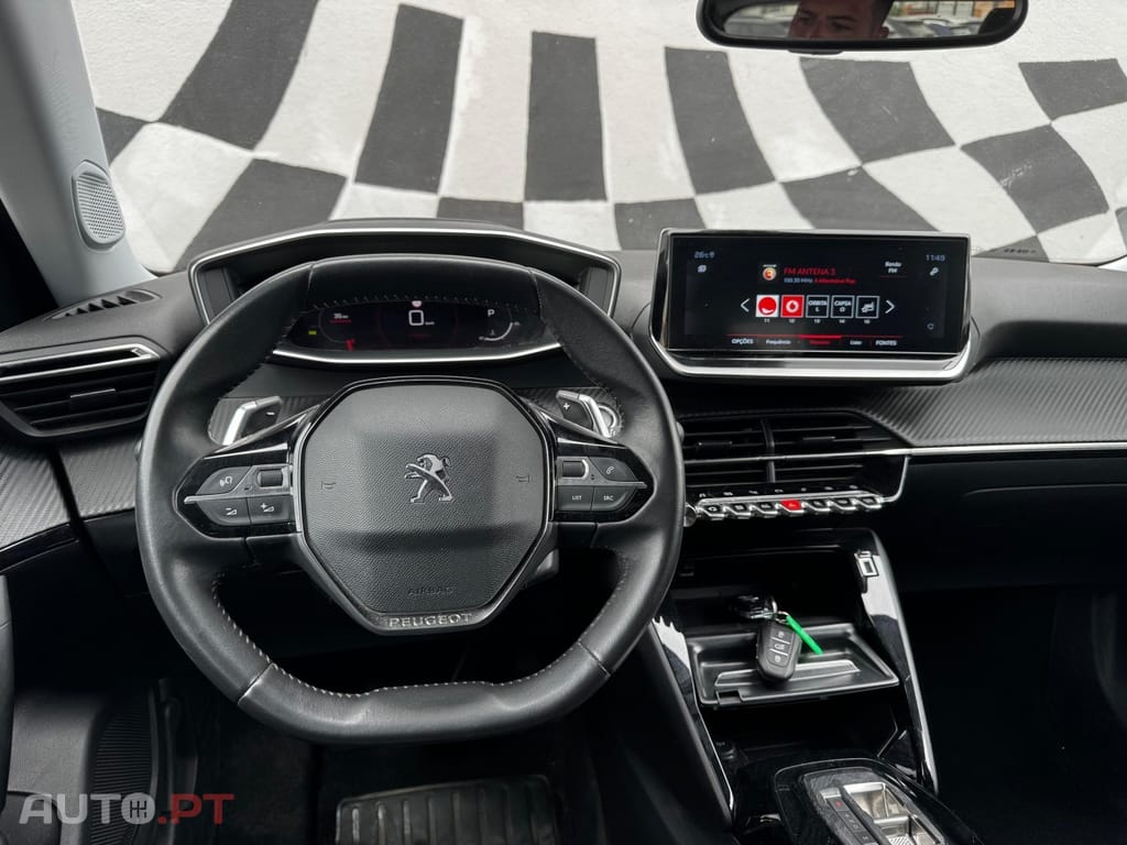Peugeot 2008 1.2 PureTech Allure Pack EAT8