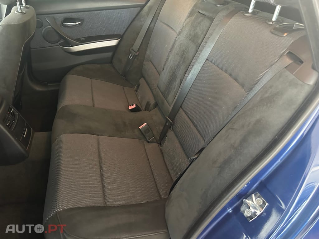 BMW 320 D TOURING PACK M