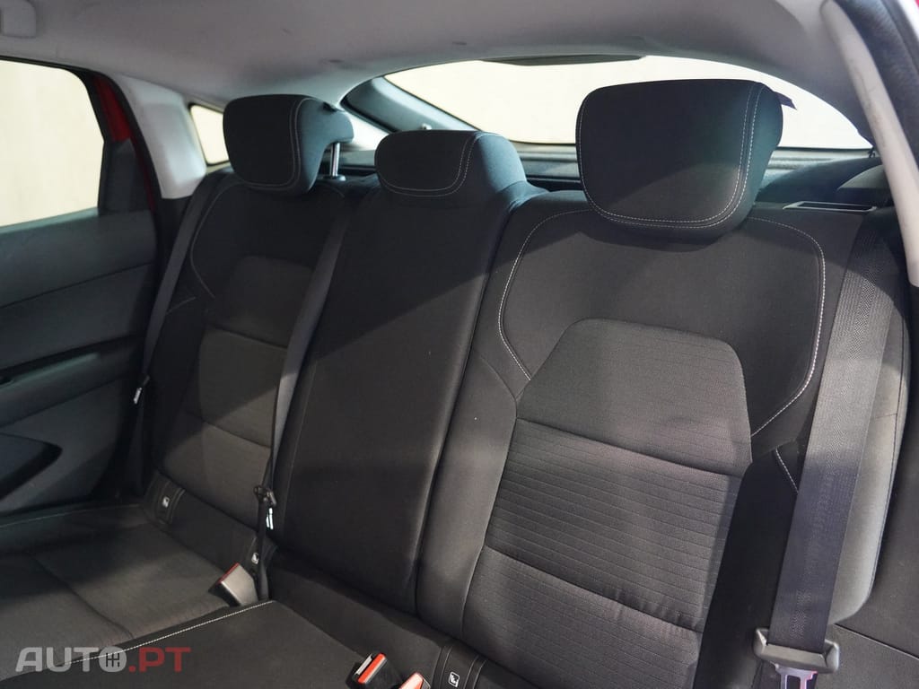 Renault Arkana 1.6 E-Tech Business
