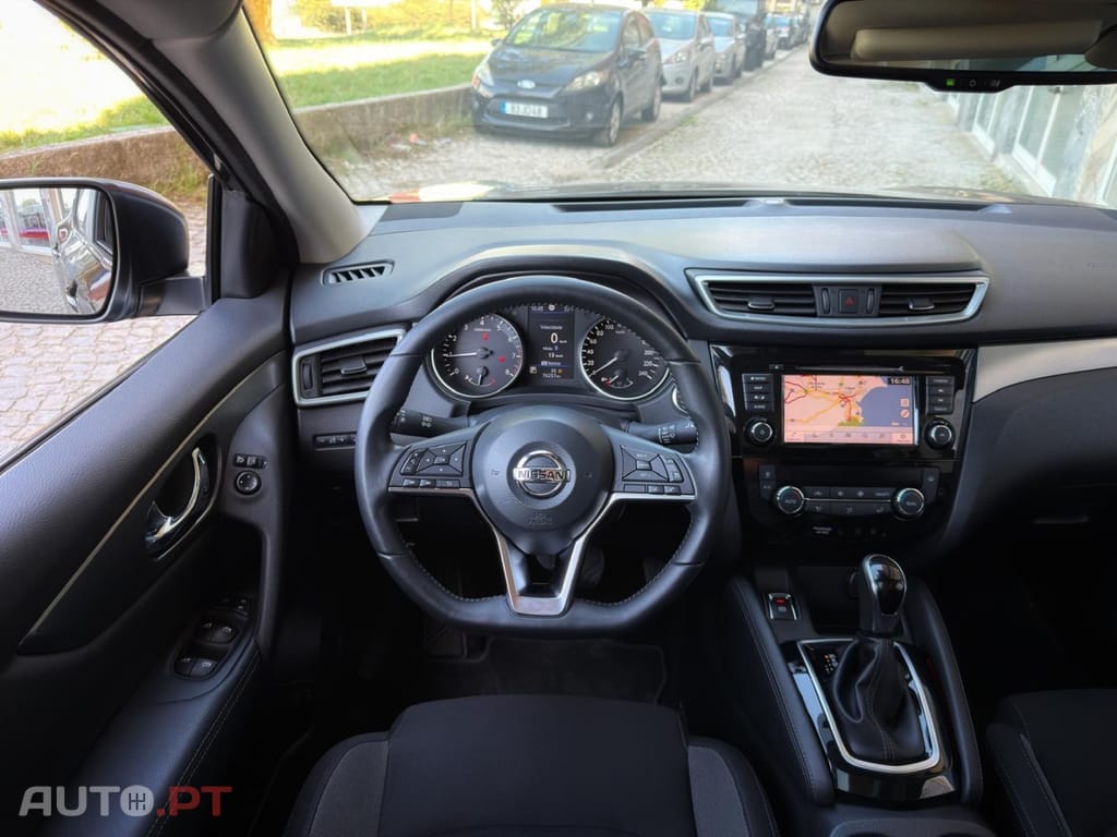 Nissan Qashqai 1.3 DIG-T Tekna Premium DCT