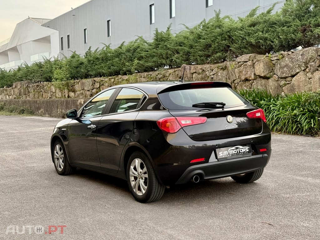 Alfa Romeo Giulietta 1.6 JTDm Distinctive