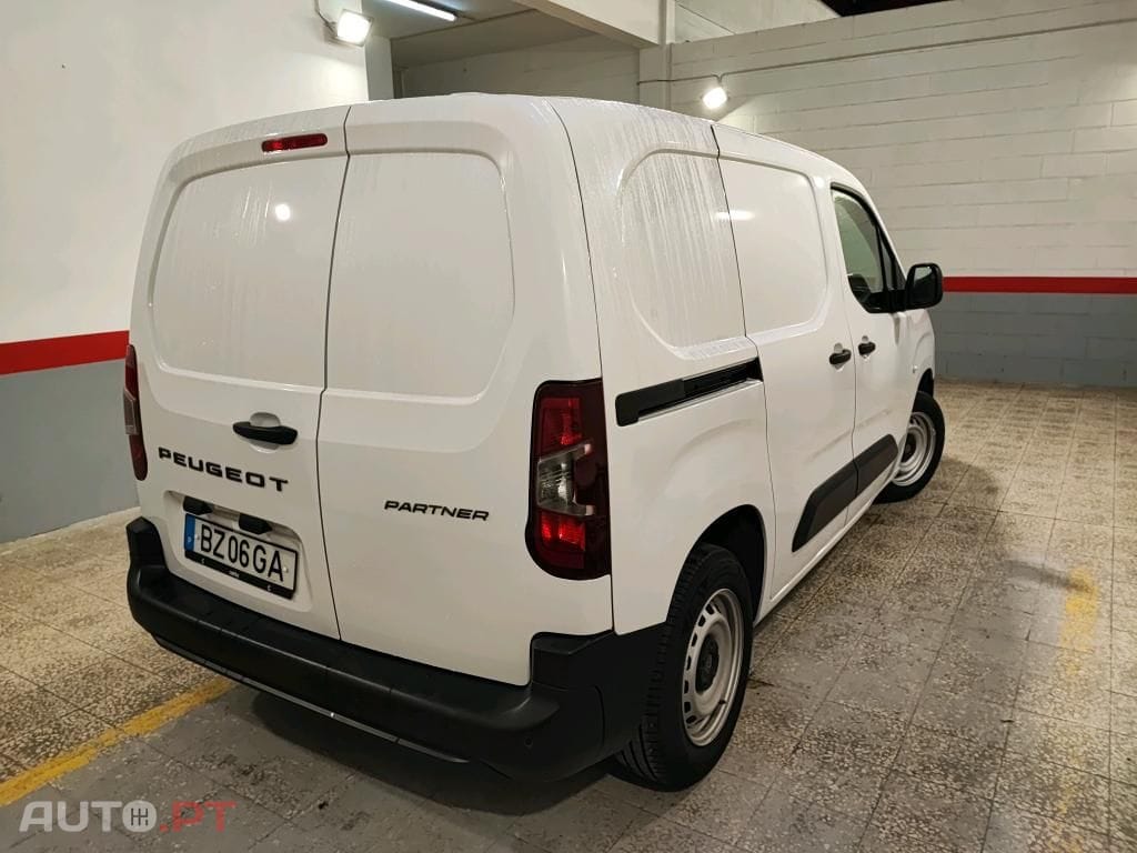Peugeot Partner PARTNER 1.5 BlueHDi M Standard