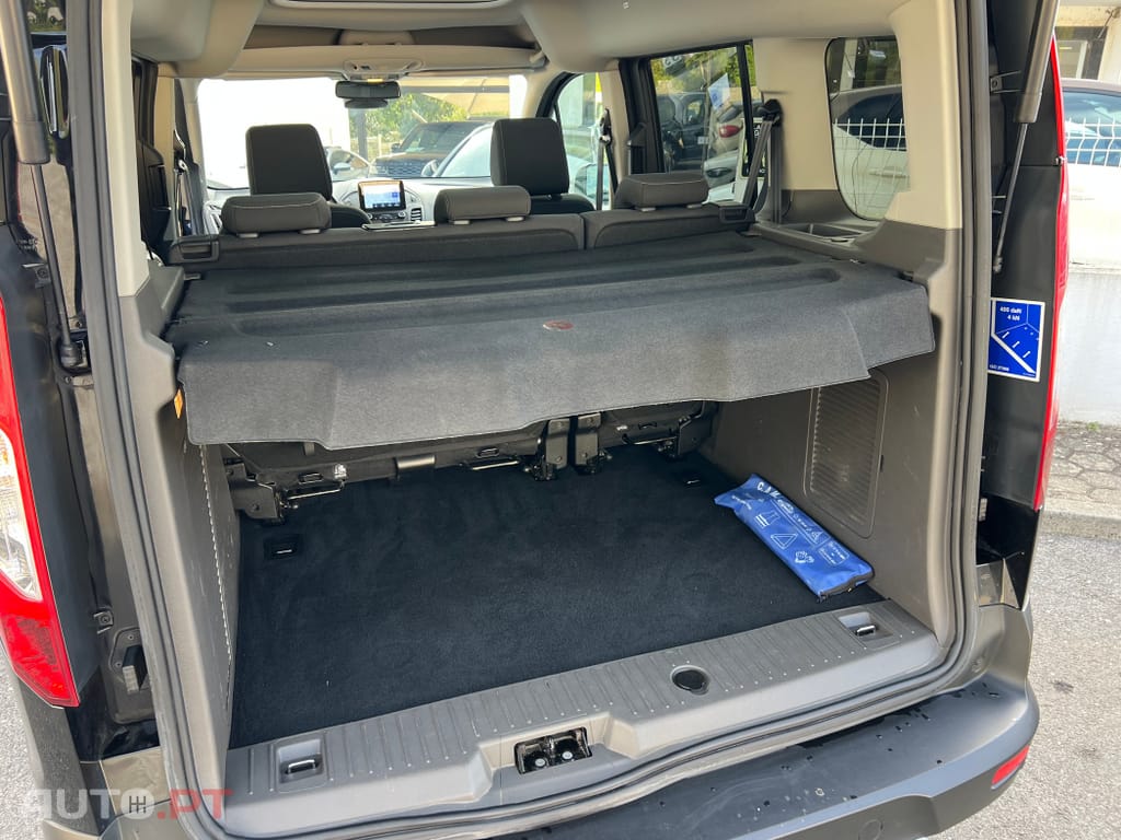 Ford Tourneo 1.5 TDCi Titanium