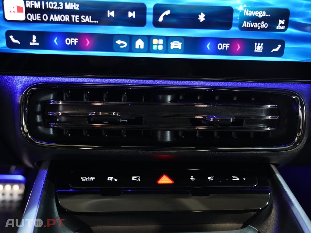 Mercedes-Benz CLA 250 com tecnologia EQ