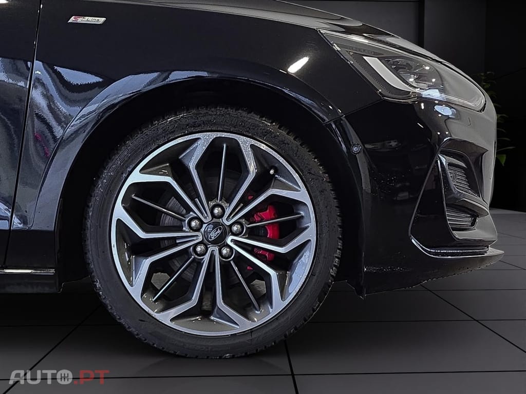 Ford Focus SW 1.0 EcoBoost MHEV ST-Line X