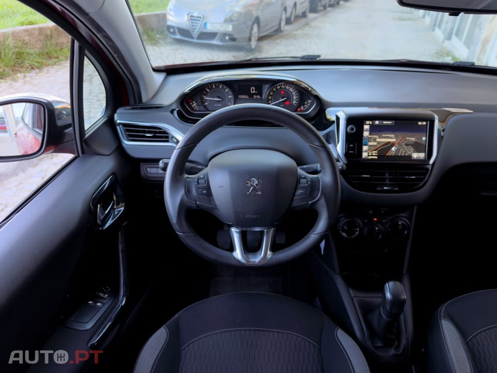 Peugeot 208 1.2 PureTech Style