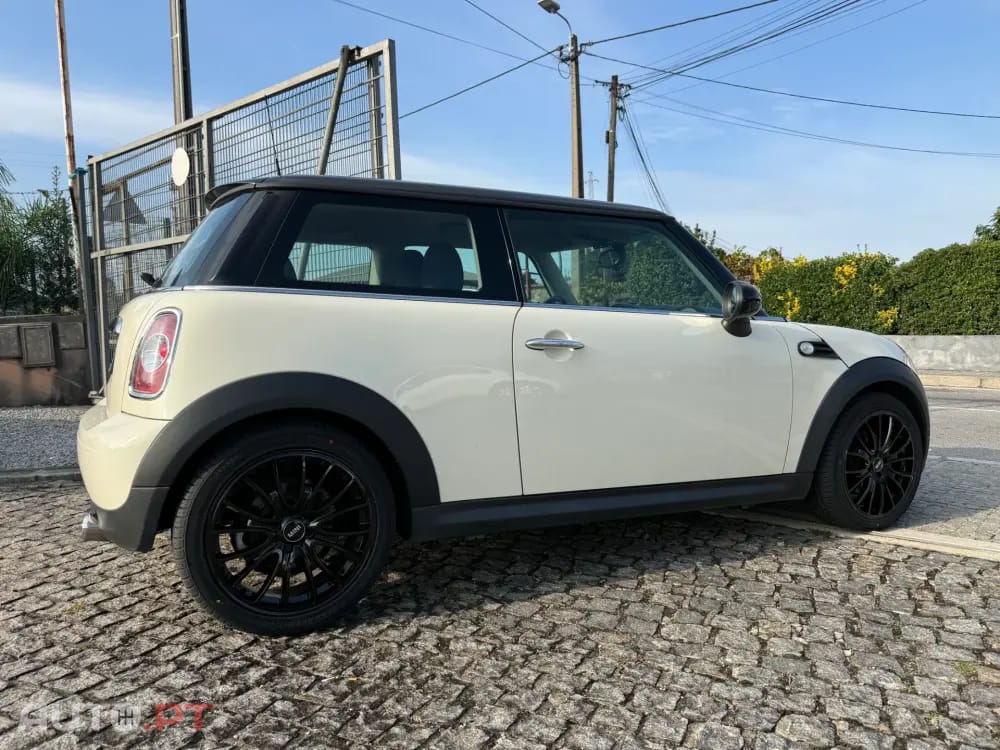 MINI Cooper One D