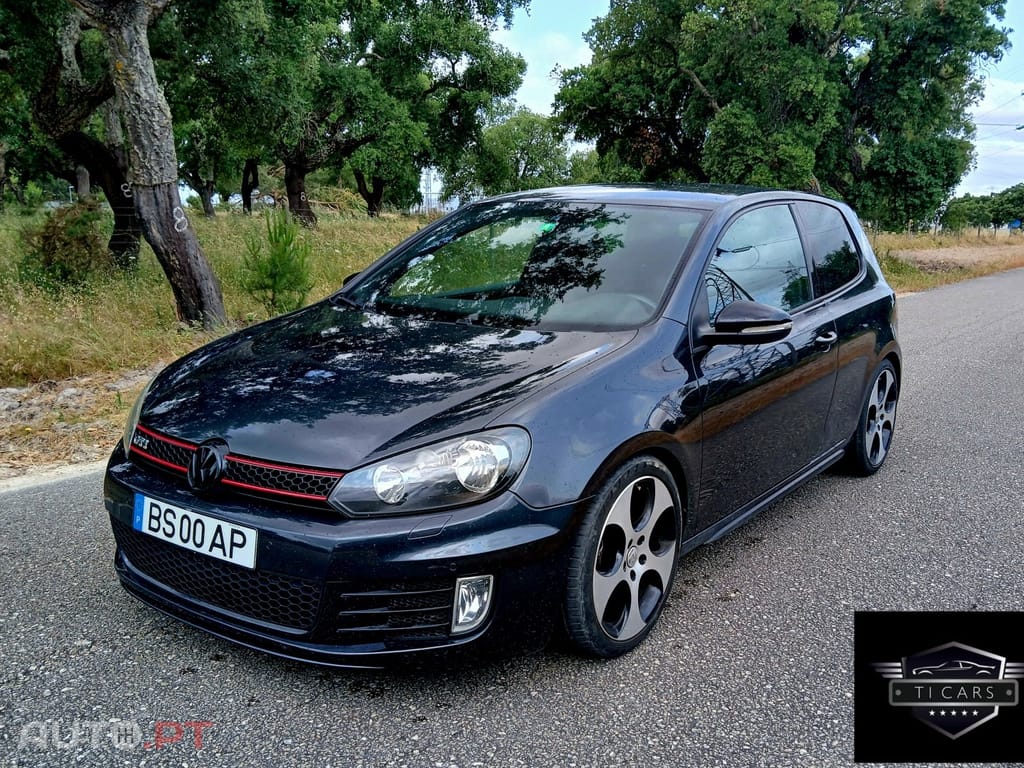 Volkswagen Golf 2.0 GTi DSG