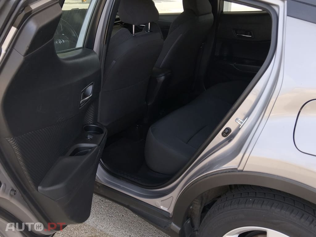 Toyota C-HR 1.2T Comfort+P.Style