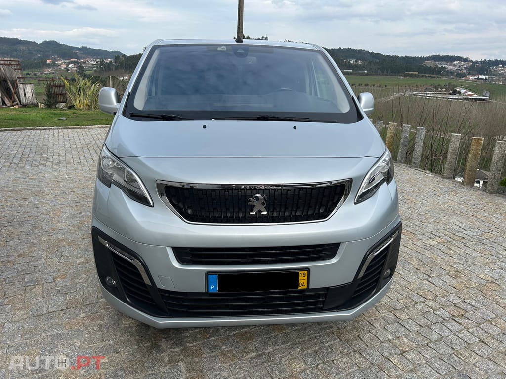 Peugeot Traveller 2019
