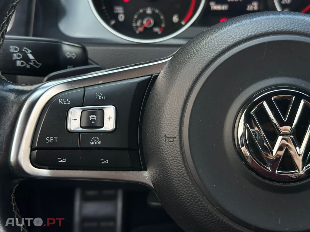 Volkswagen Golf 2.0 TDi GTD DSG