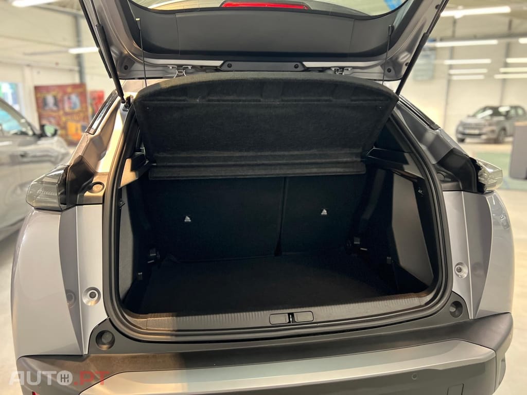 Peugeot 2008 1.2 PureTech Style