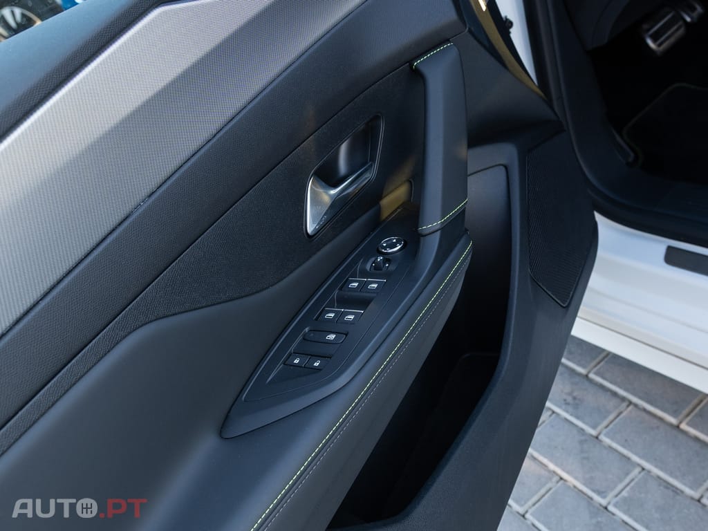 Peugeot 308 1.5 BlueHDi GT EAT8