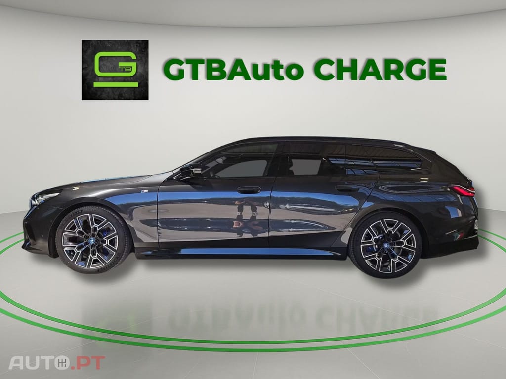 BMW i5 I.V.A DEDUTIVEL M60 xDrive Touring