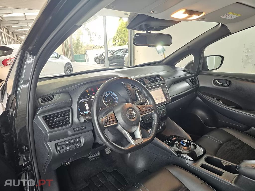 Nissan Leaf N-Connecta Full Led