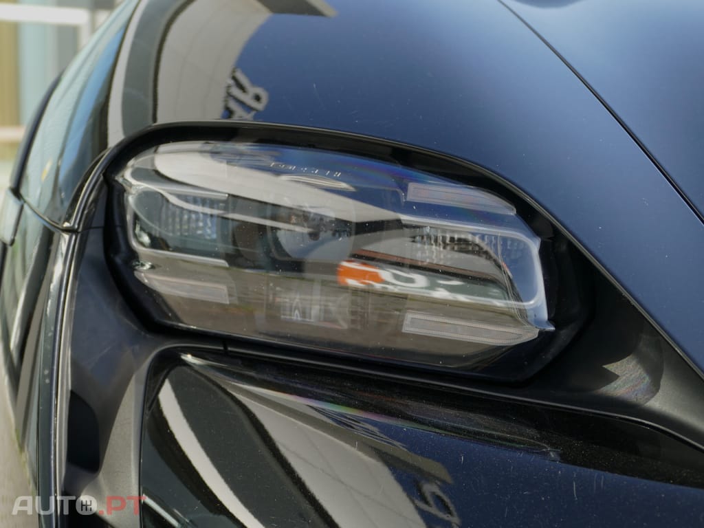 Porsche Taycan 4S