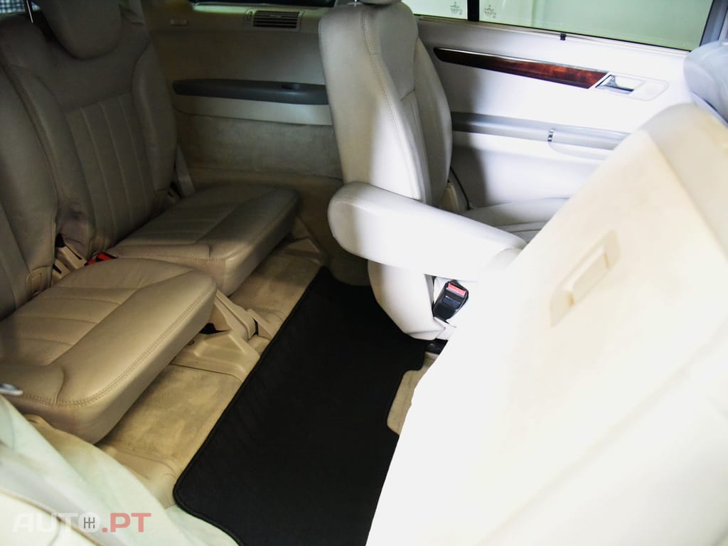 Mercedes-Benz R 320 CDi 4-Matic