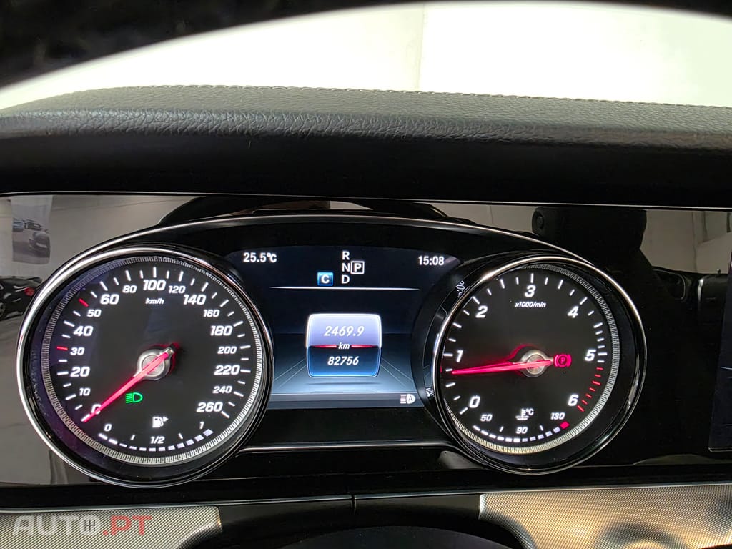 Mercedes-Benz E 220 d Cabrio AMG Line 9G-Tronic