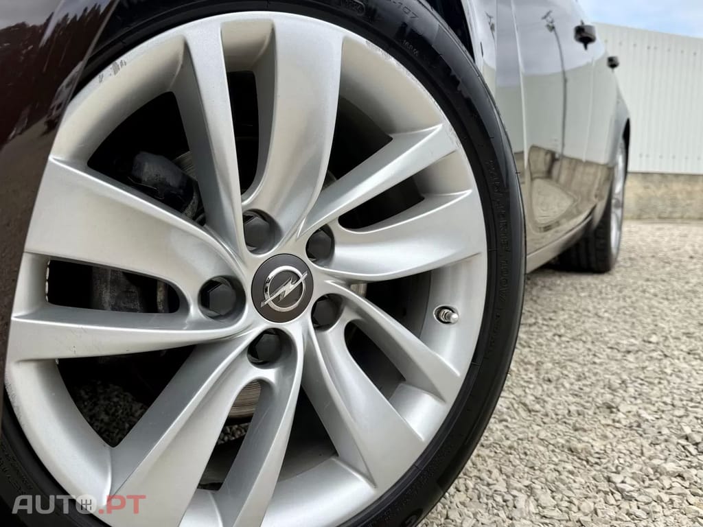 Opel Insignia 2.0 CDTI executive S/S