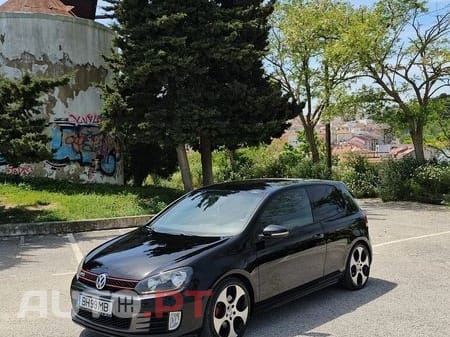 Volkswagen Golf 2.0 TSI GTI