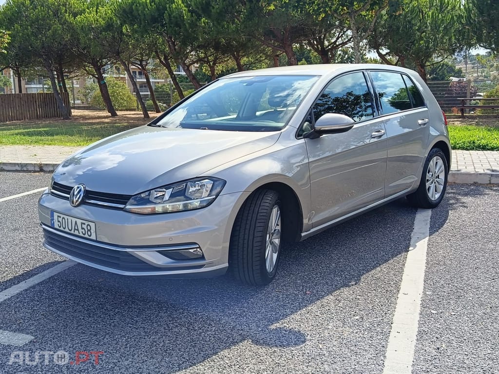 Volkswagen Golf 1.6 TDi Confortline