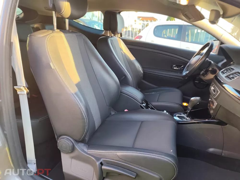 Renault Mégane Coupe 1.5 dCi Bose Edition EDC