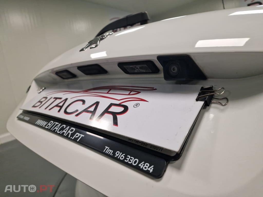 Peugeot 208 1.6 BlueHDi Style
