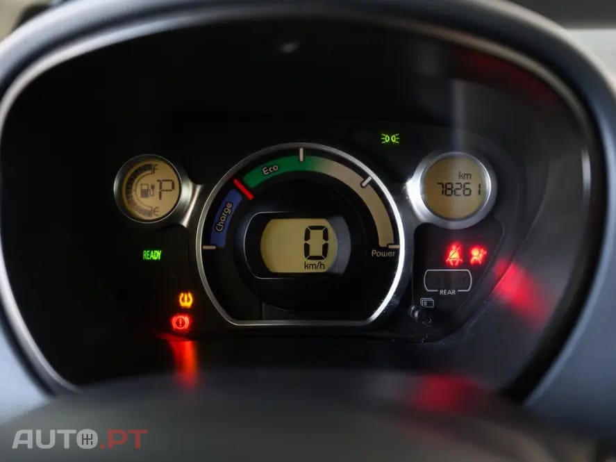 Peugeot iOn Active